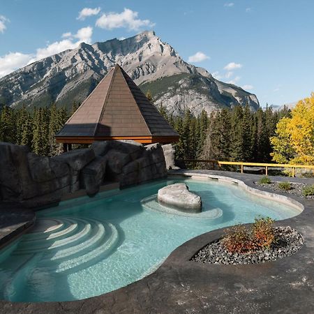Hotel Canoe And Suites Банфф Екстер'єр фото