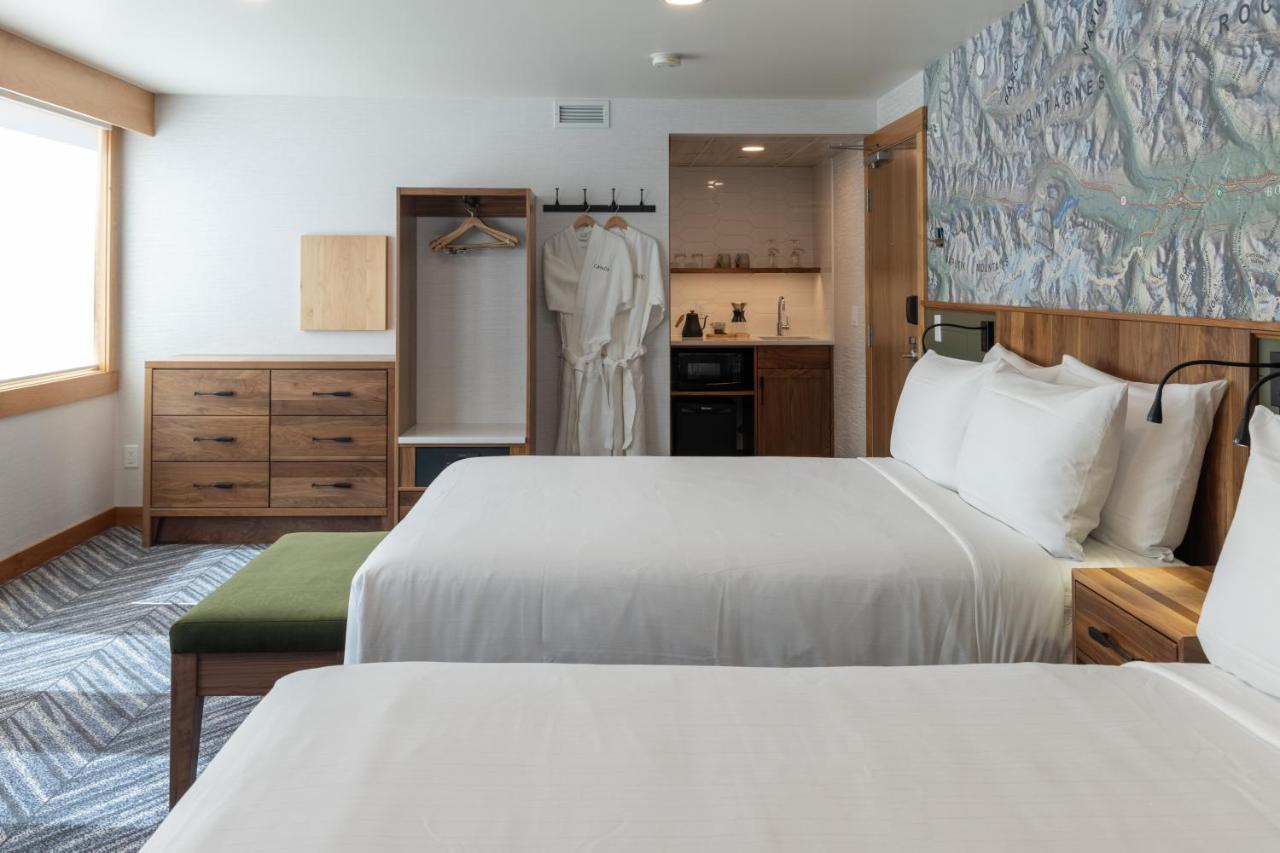 Hotel Canoe And Suites Банфф Екстер'єр фото
