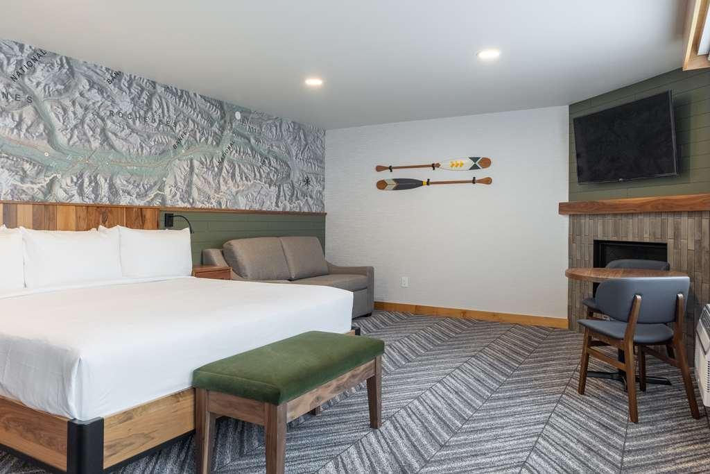 Hotel Canoe And Suites Банфф Номер фото